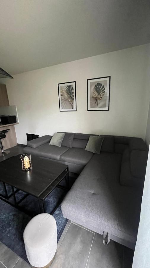 Appartement Vert * Corbeil-Essonnes